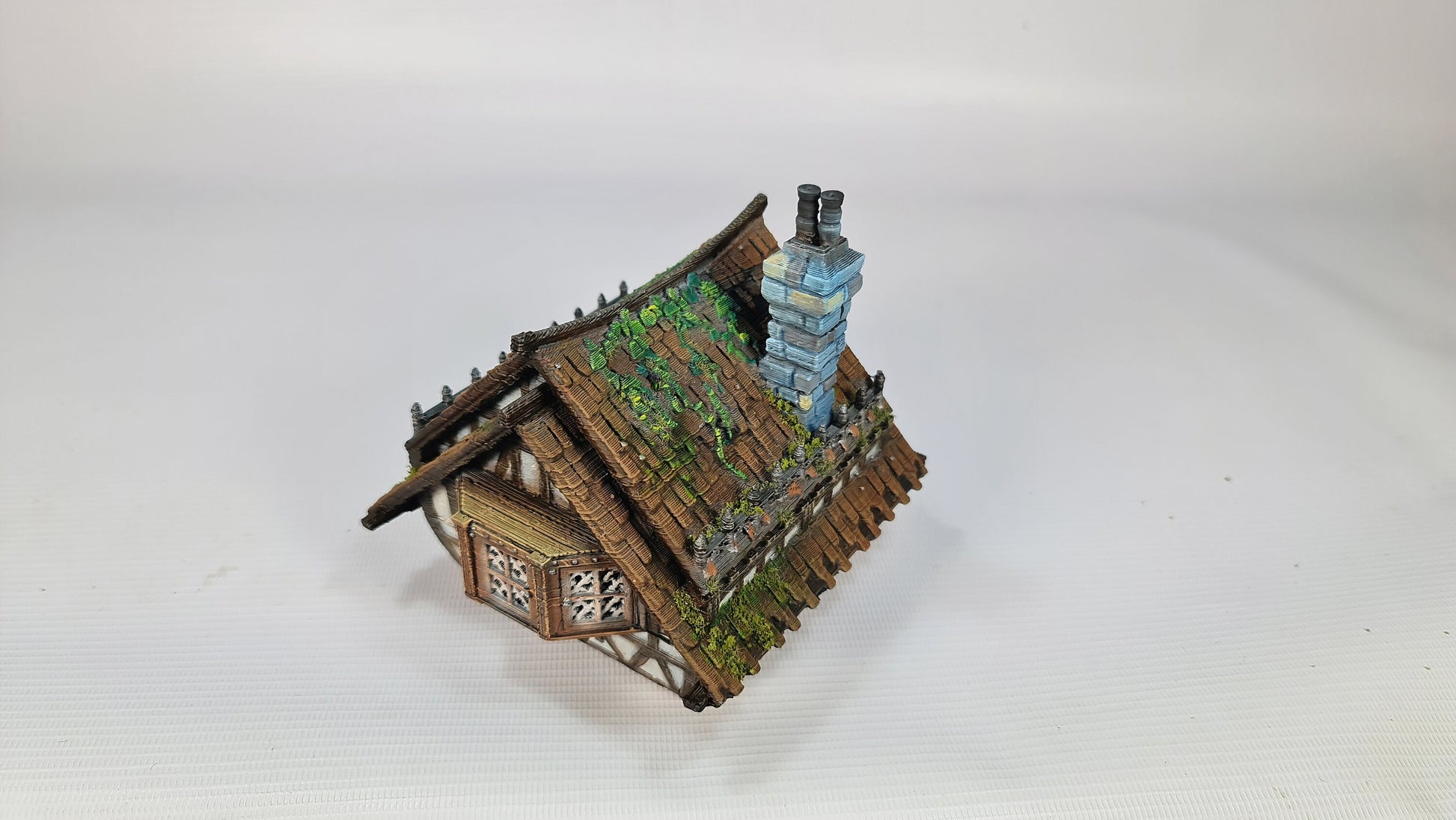 The Frost 2 Redwood House - Wargaming Terrain 28mm - Printed on FDM Bambu Lab X1 Carbon (Custom Order) - product image 4 of 9