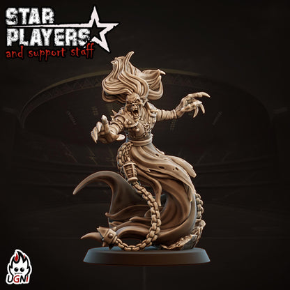Gretjen Wochter Star Player - Designed by UGNI Miniatures - Fantasy Football - product image 1 of 3